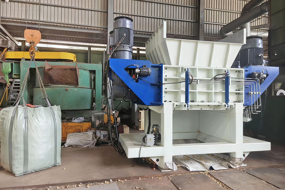 汽车内饰撕碎机