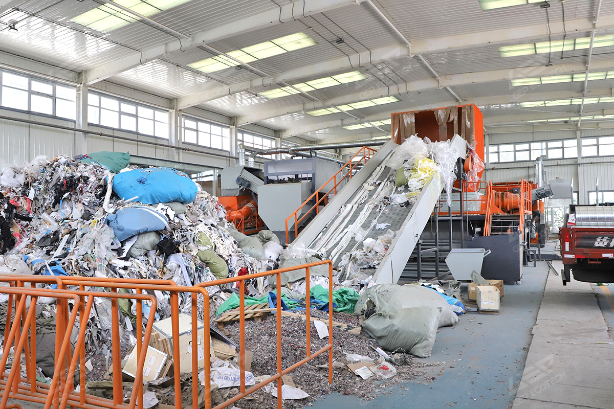 洁普垃圾场设备处理现场